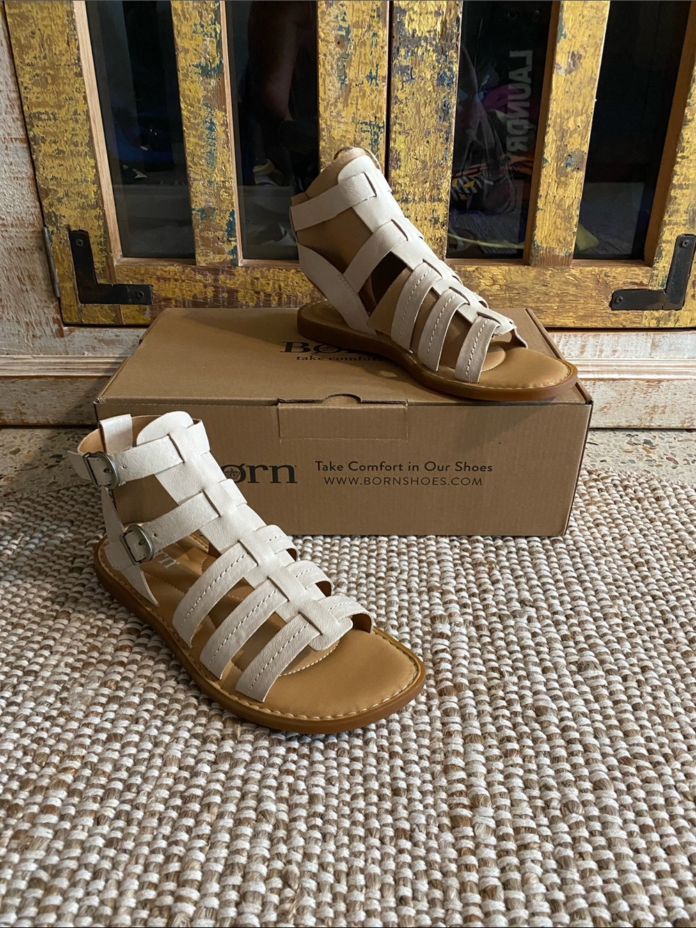 Born Women's Cream Leather Gladiator Sandals with Buckle Straps